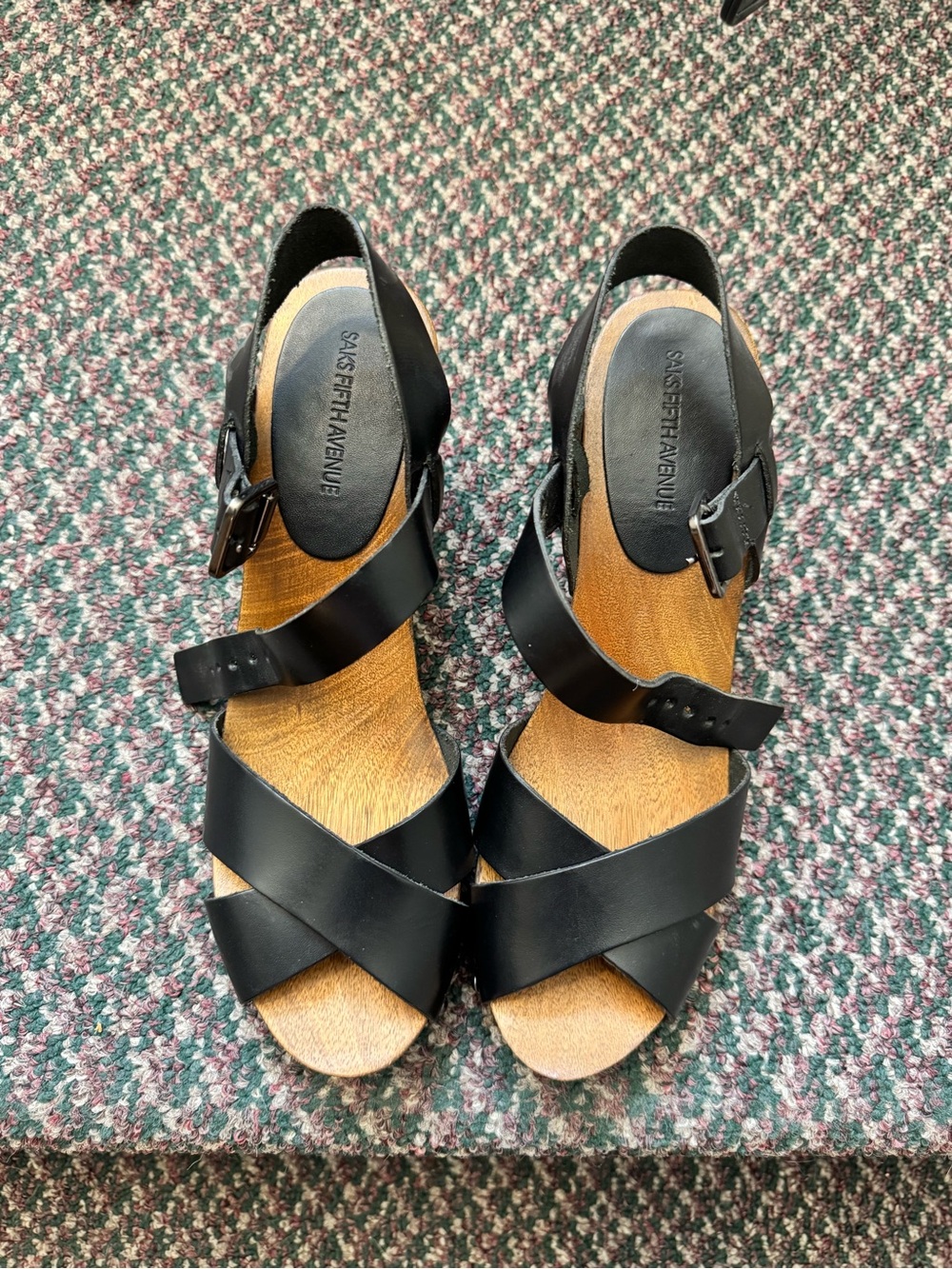 NEVER WORN - Saks Fifth Avenue Black Leather Crisscross Buckle Sandals